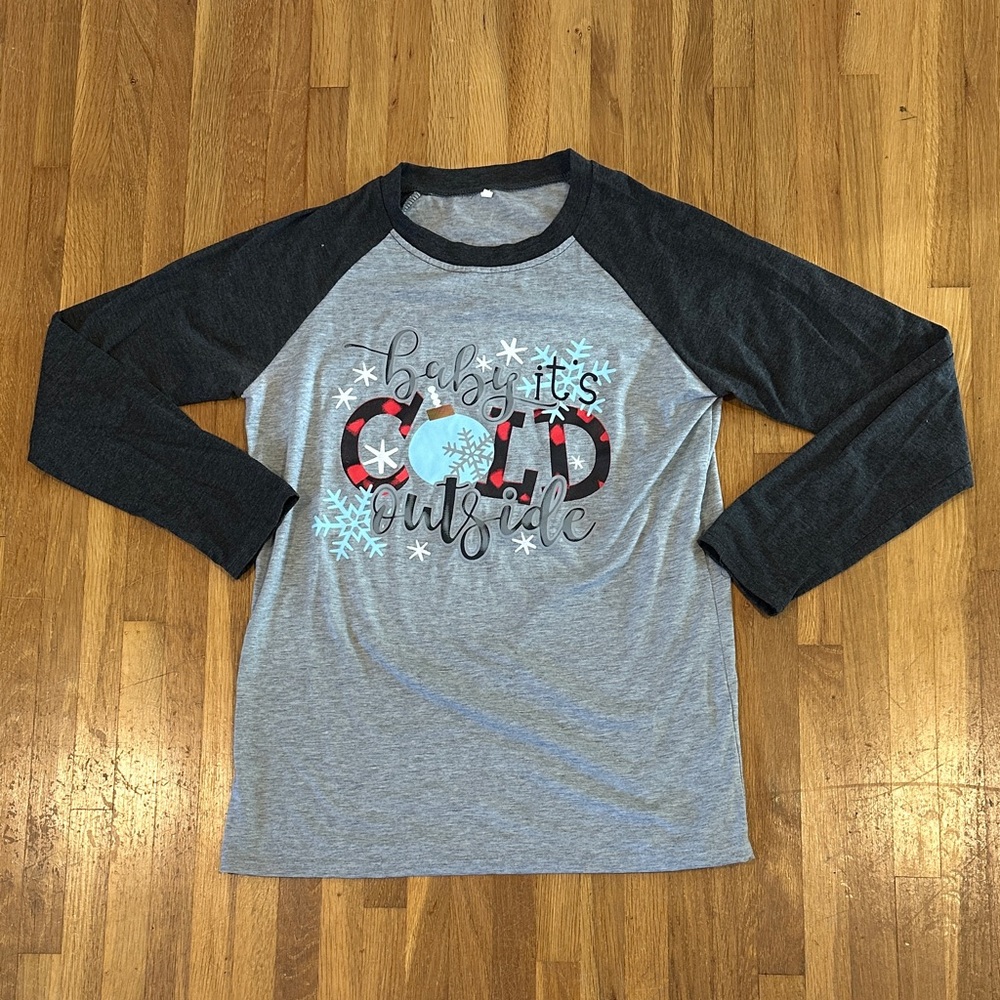*last chance* Women’s Gray Winter Quarter Long Sleeve Shirt